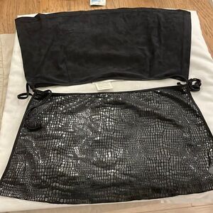 PARAH PAREO COVER.  BLACK SHINY ANIMAL PRINT FRONT. MICROFIBER BACK.  NEW